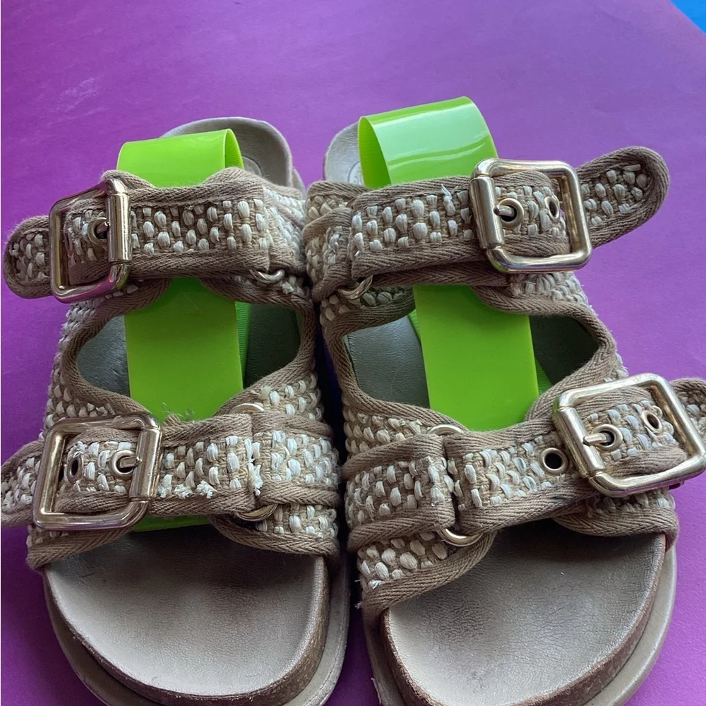 ZARA strap sandal - Picture 2 of 6
